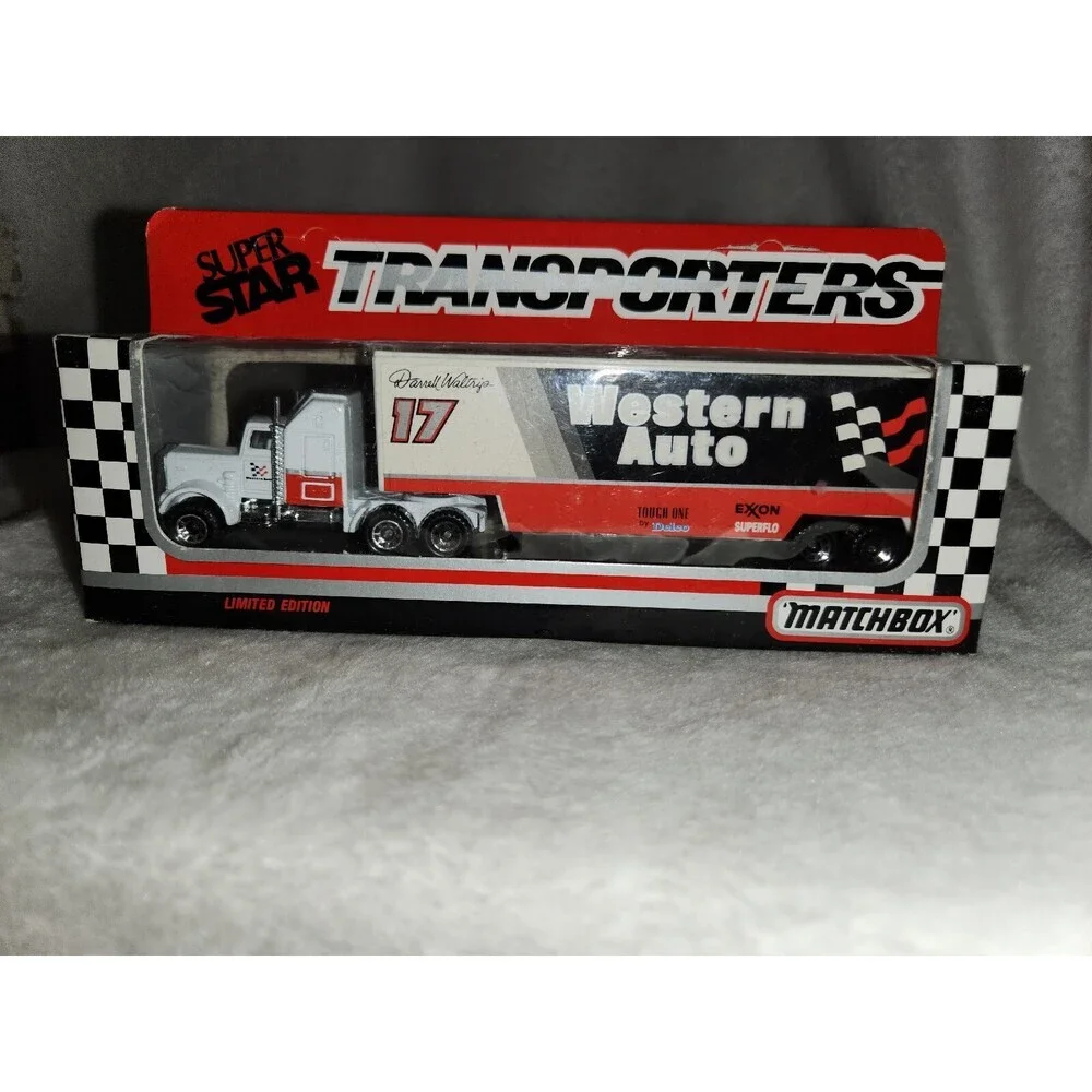 DARRELL WALTRIP # 17 WESTERN AUTO MATCHBOX 1991 SUPERSTAR TRANSPORTER